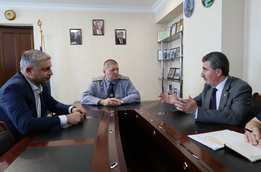 УФСИН и ОНК КБР заключили соглашение о сотрудничестве в области пробации
